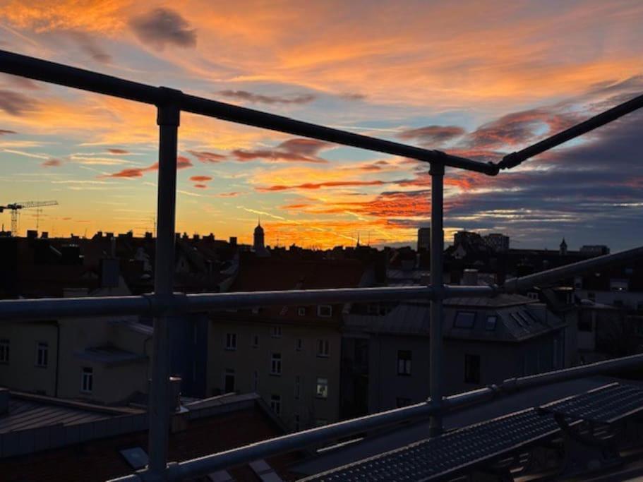 6 Zimmer Maisonette-Penthouse Pool Dachterrasse Luxus Munich Luaran gambar