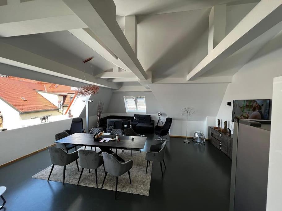 6 Zimmer Maisonette-Penthouse Pool Dachterrasse Luxus Munich Luaran gambar